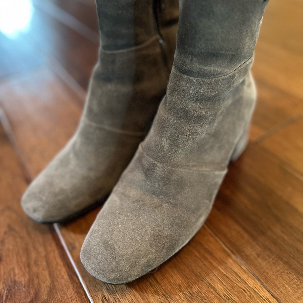 Kenneth Cole Gortex Charcoal Suede Heeled Boots